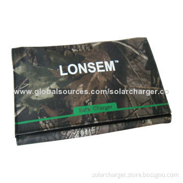 Camouflage Branches Foldable Solar Charger, Up to 5V/2A Output